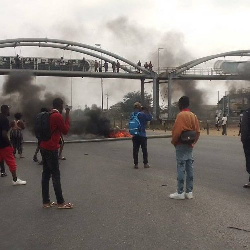 Crisis in the Streets of Luanda: Fuel Price Hike Protests Escalate into Looting and Vandalism